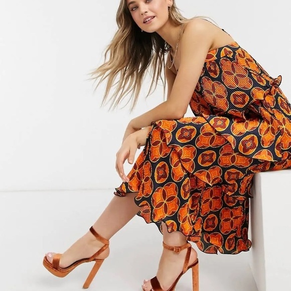 Never Fully Dressed Square Neck Tiered Frill Midaxi Dress in Geometric Print - Picture 2 of 8